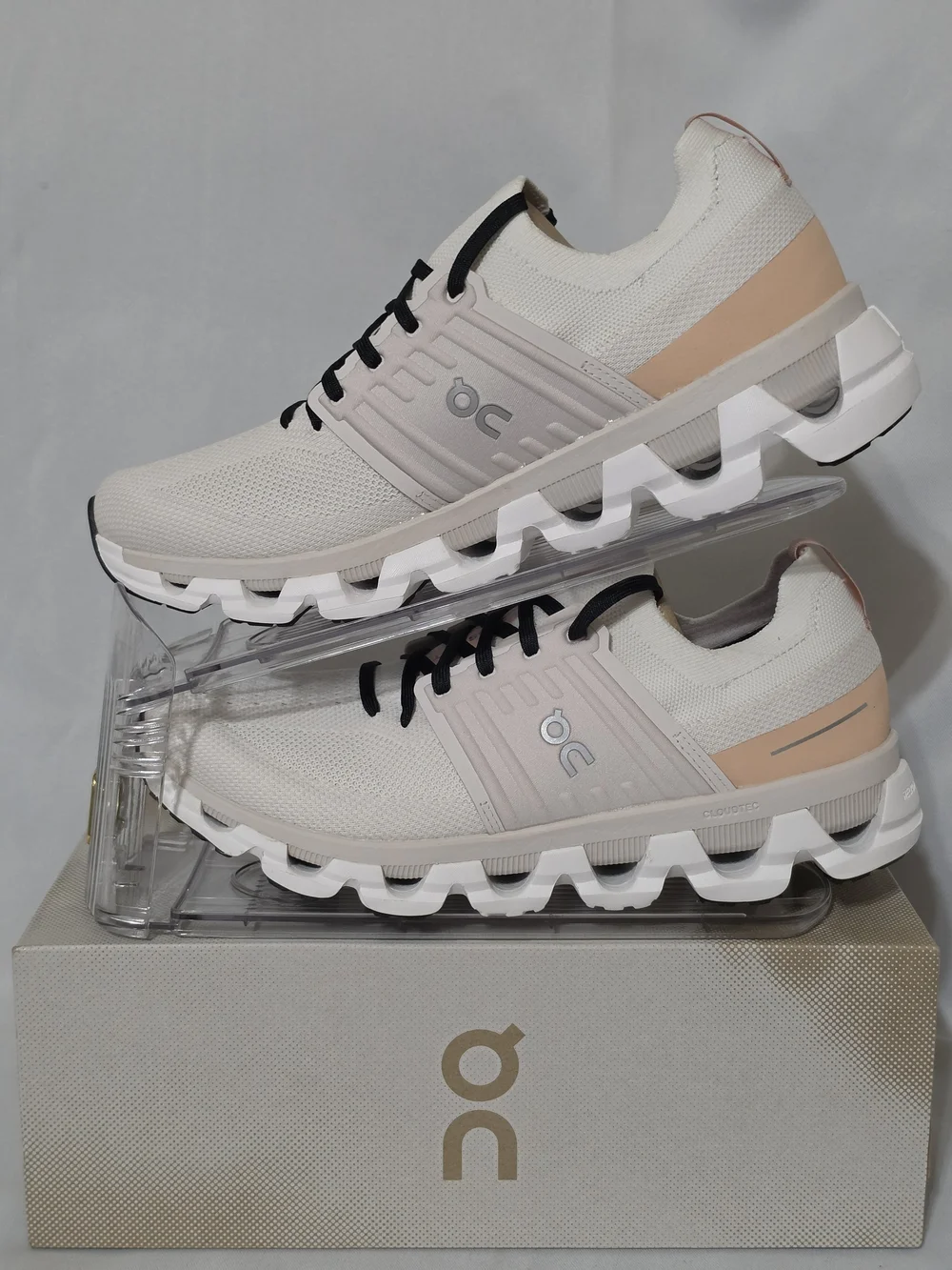 ON Cloudswift 3 'Ivory Rose' Running Shoes US Women Size 11 (NWOT)